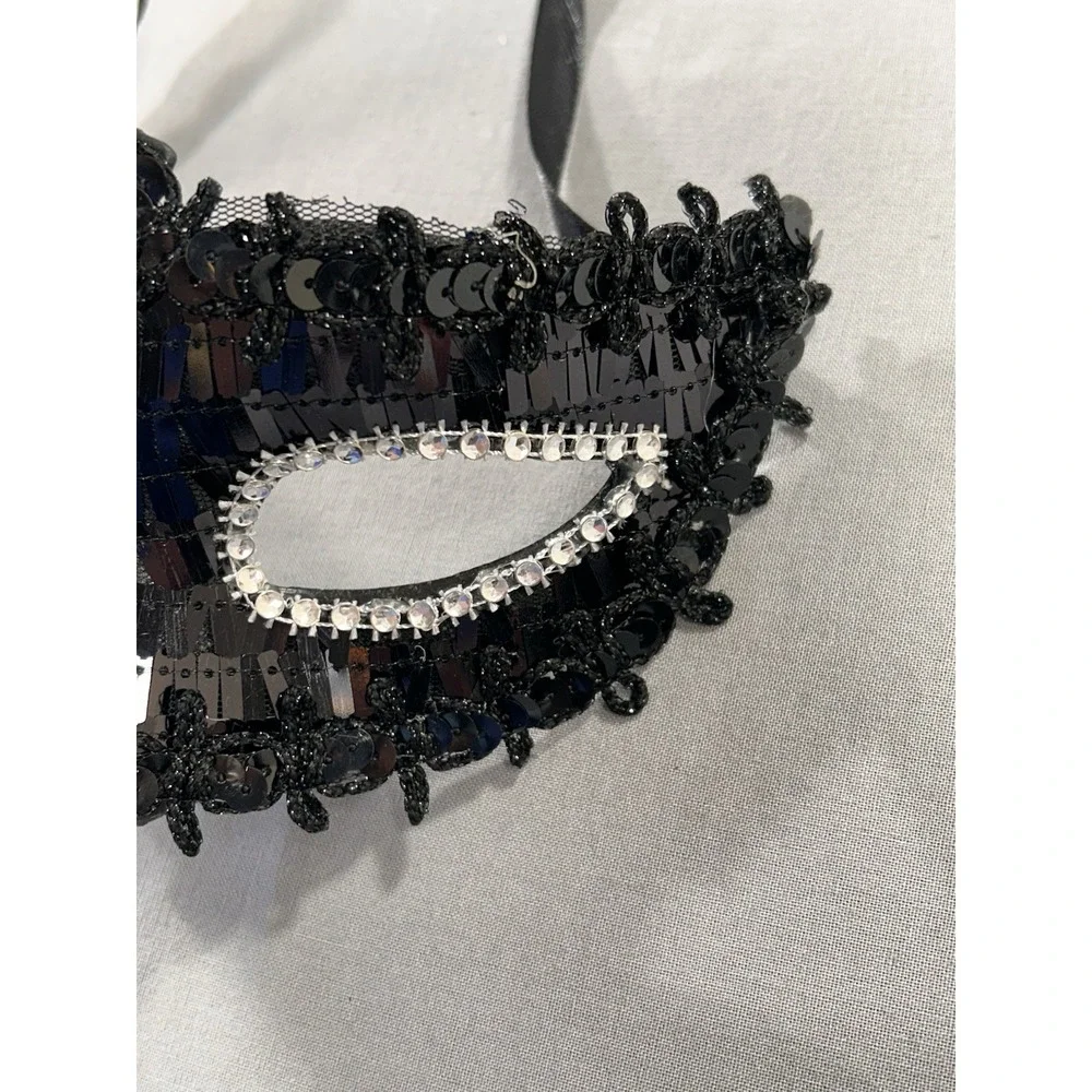 Venetian Masquerade Sequins Flower Feathers Black Half Mask‎ Dance Costume